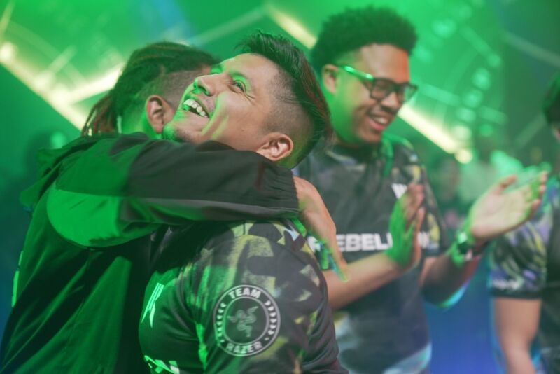 Image for the Tweet beginning: Missing the season? Relive the